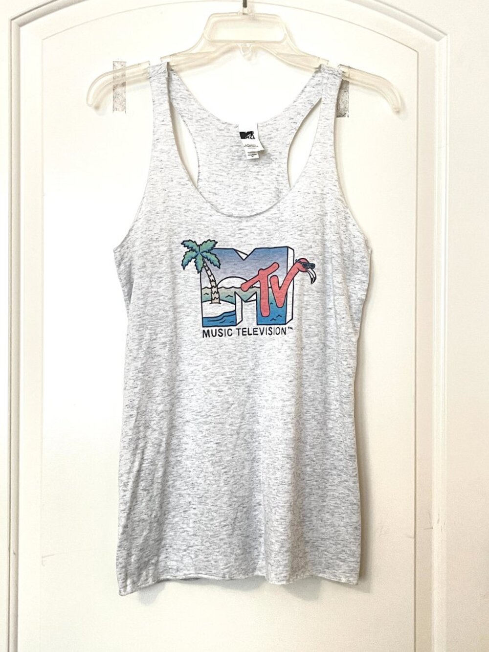 New MTV Tank Top Palm Tree Ocean Beach Racer Back Gray Medium